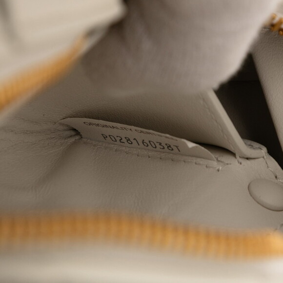 Bottega Veneta Maxi Intrecciato Small Brick Cassette One-Shoulder Bag 729166 ... - Picture 6 of 7